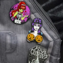 Elvira Spinning Pumpkins Enamel Pin -Kreepsville 666 Shop BEESP 4
